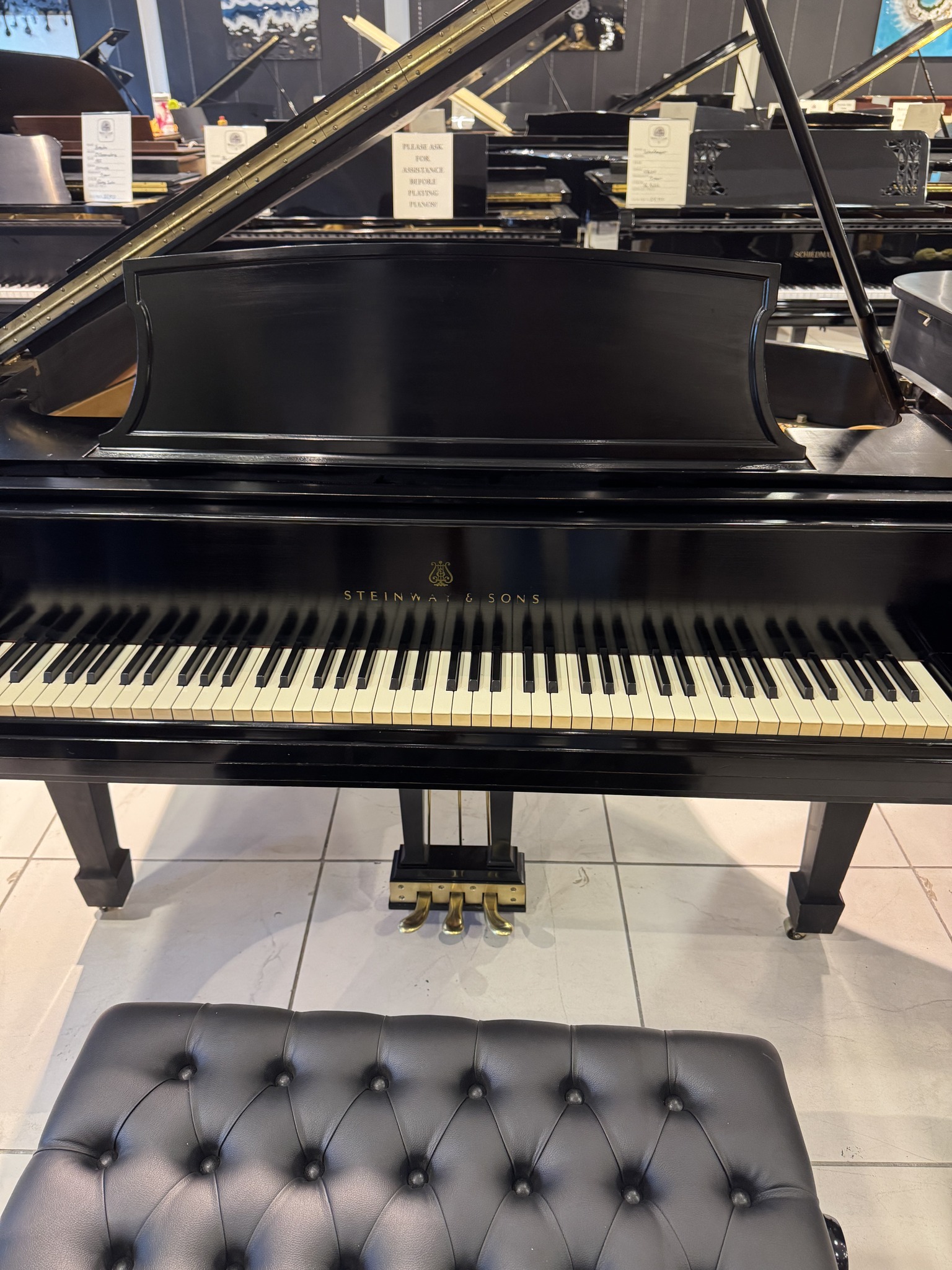 Steinway L Grand piano detail